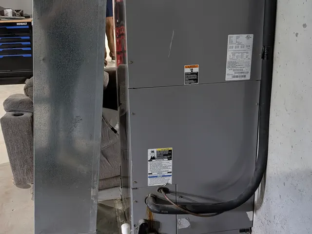 Bryant air handler with ductwork in basement before replacement Memphis Indiana